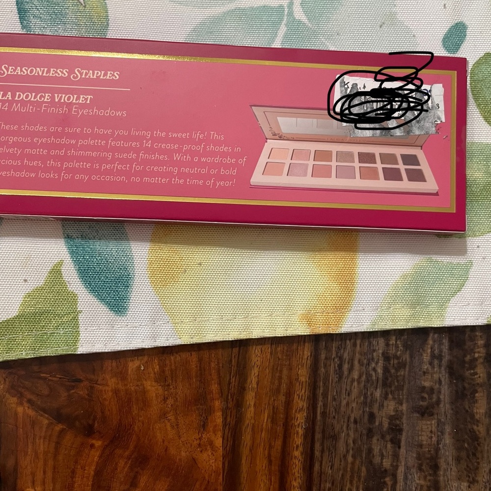 Laura Geller La Dolce Violet Eyeshadow Palette - Picture 2 of 2